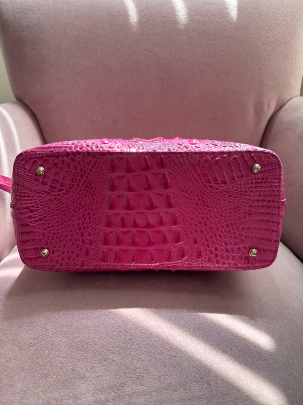 Pink Brahmin Bag with dustcover- like new - Picture 4 of 8
